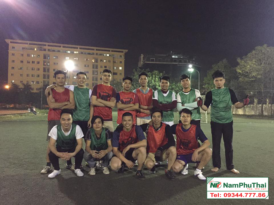 Giải bóng đá giao hữu giữa khối văn phòng và kỹ thuật Nam Phú Thái 1
