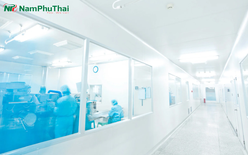 Nam Phú Thái chuyên cung cấp cửa phòng sạch chất lượng